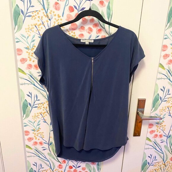 Green Envelope Los Angeles Zip-Front Blouse –Size : L - Effortless Chic! 💙 - Picture 2 of 6